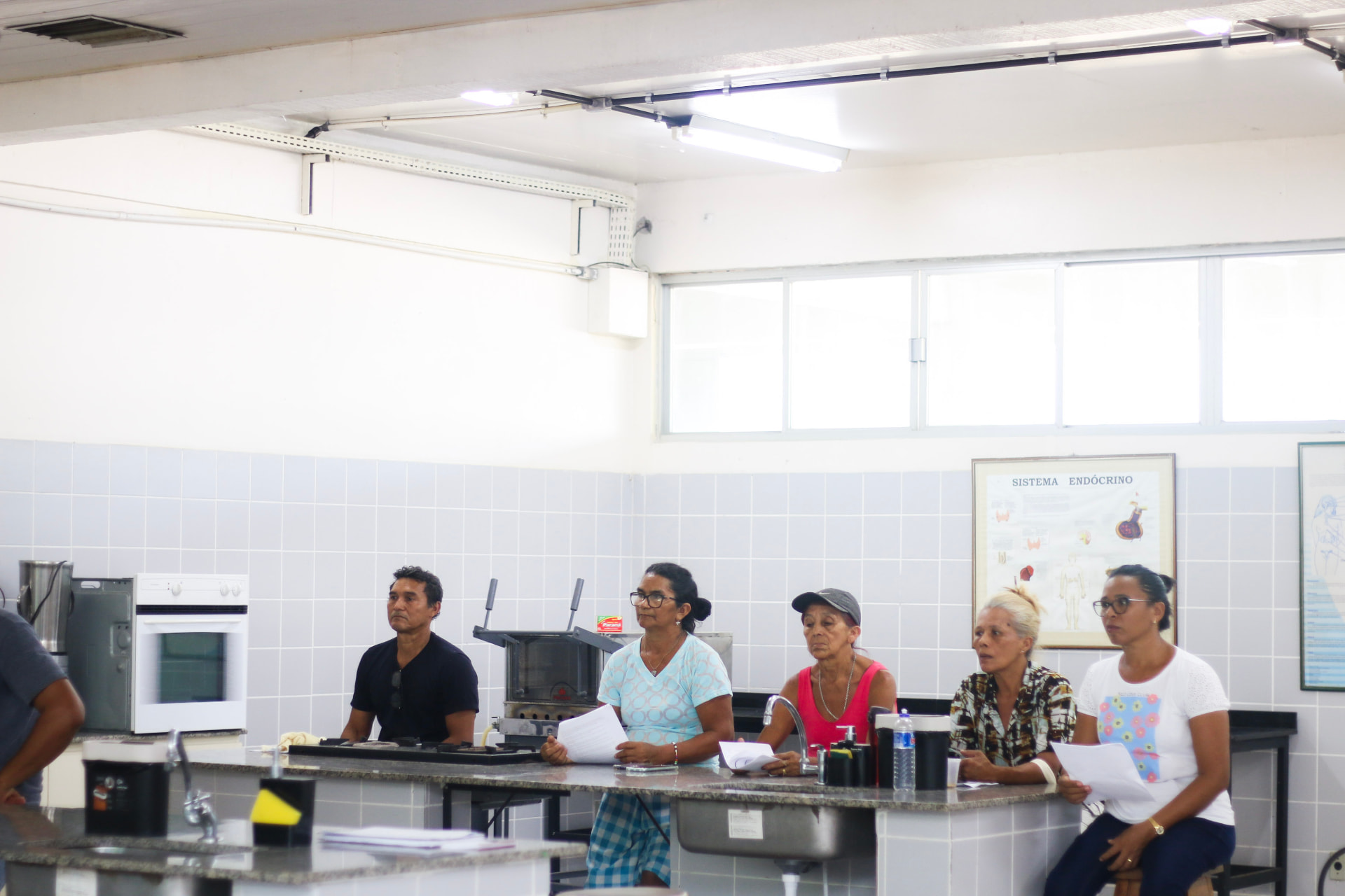 Atividade no laboratório de alimentos