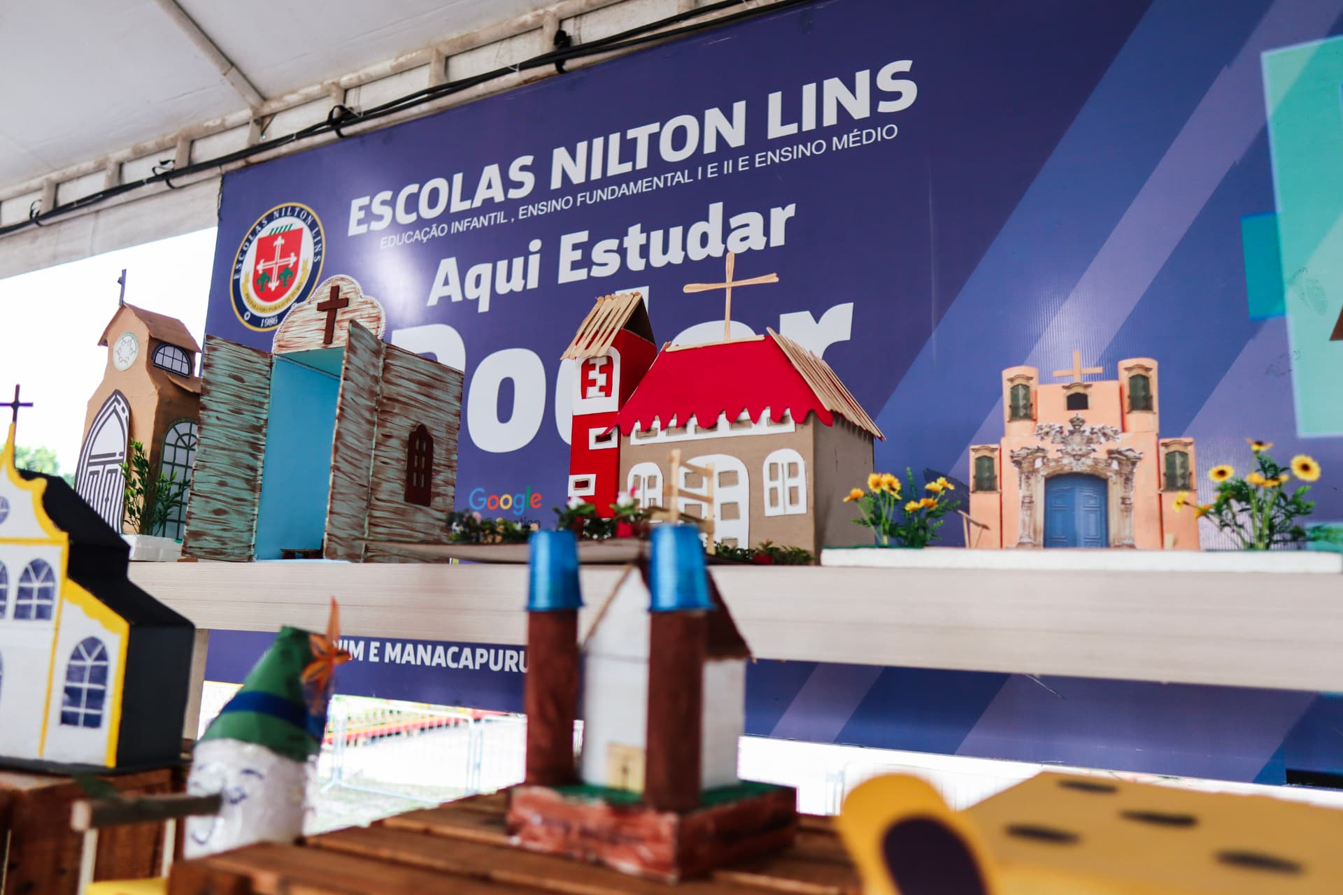 Maquetes das Escolas Nilton Lins
